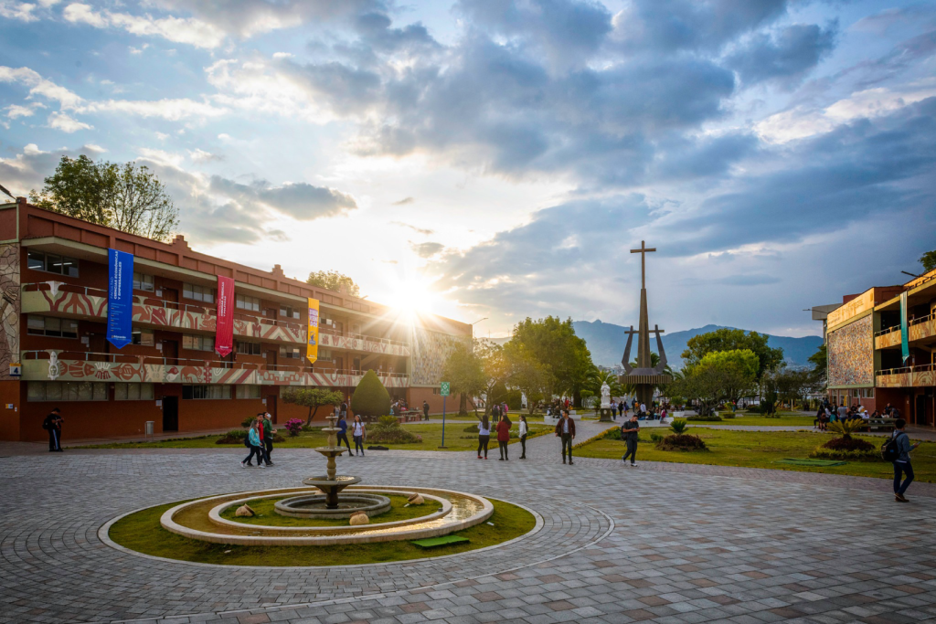 Impacto UTPL al ODS 4 - educación de calidad en Ecuador